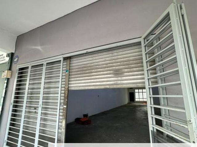 Shop for rent in Petaling, Subang Jaya