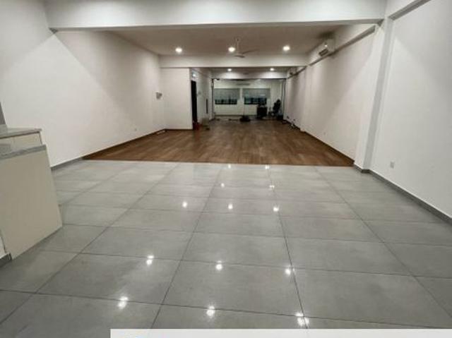 Shop for rent in Petaling, Subang Jaya