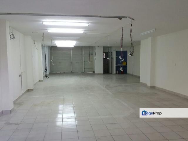 Shop for sale in Petaling, Subang Jaya