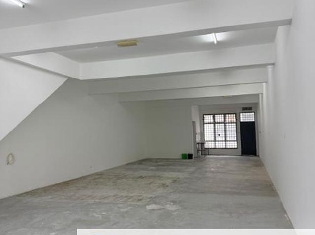 Shop for rent in Petaling, Subang Jaya