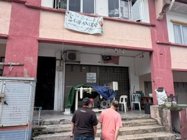 Shop for sale in Petaling, Subang Jaya
