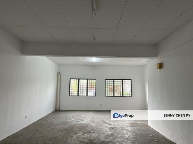 Shop for rent in Petaling, Subang Jaya