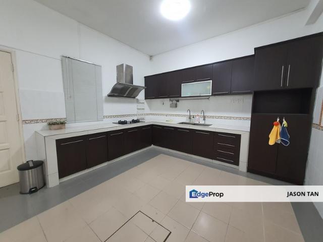 House for sale in Puncak Jalil, Majlis Bandaraya Subang Jaya