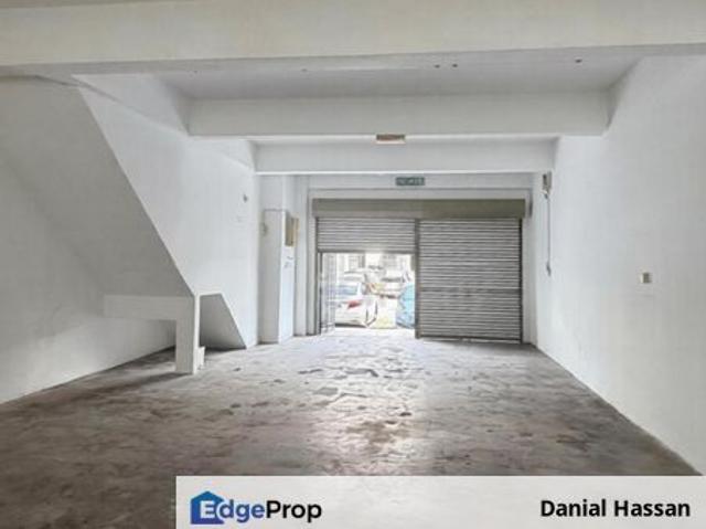 Shop for rent in Petaling, Subang Jaya