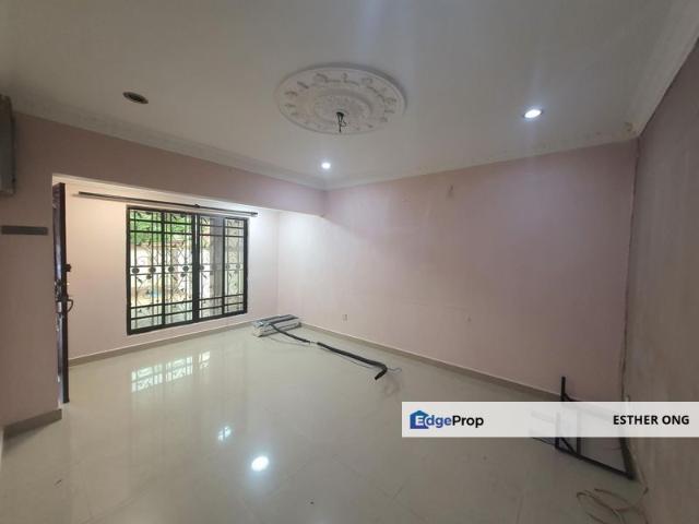 House for sale in Petaling, Subang Jaya