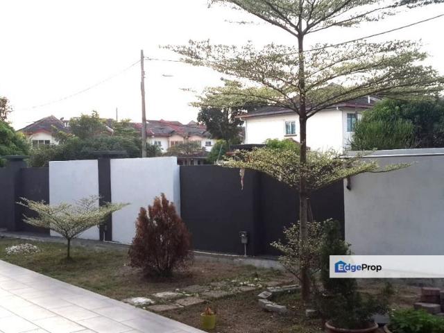 House for sale in Petaling, Subang Jaya