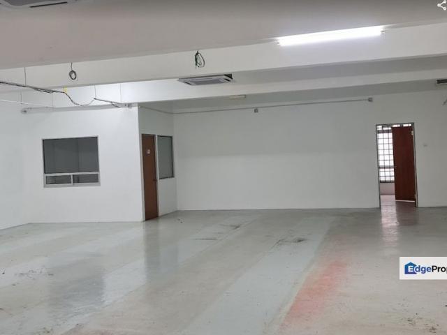 Shop for rent in Petaling, Subang Jaya