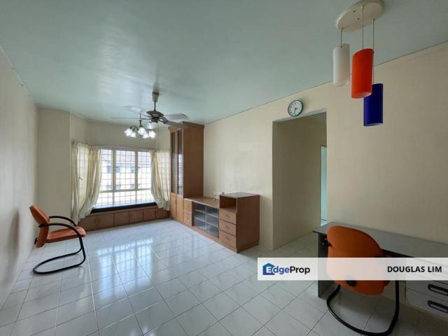 Flat for sale in Puchong, Majlis Bandaraya Subang Jaya