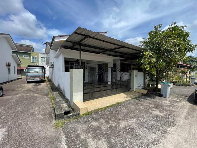 Terraced House for sale in Batu Pahat, Johor