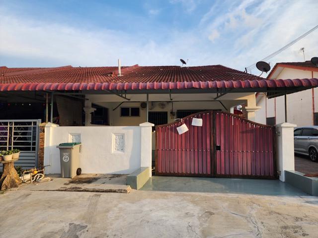 Terraced House for sale in Batu Pahat, Johor