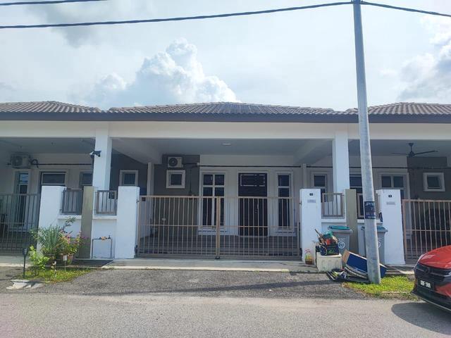 Terraced House for sale in Batu Pahat, Johor