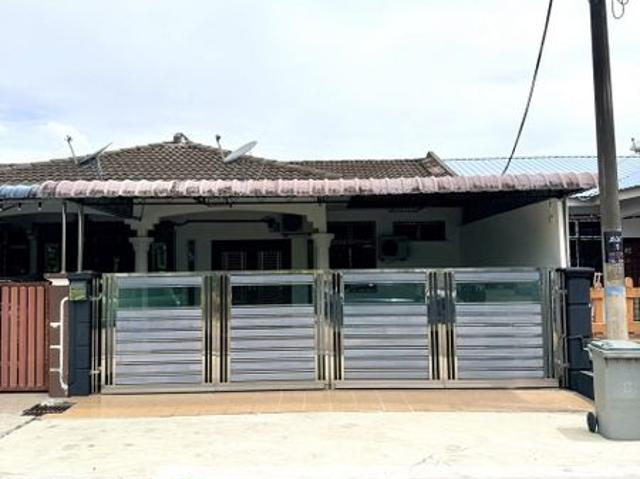House for sale in Batu Pahat, Johor