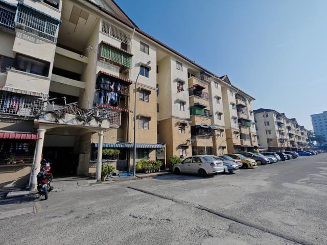 Flat for sale in Wellesley, Penang