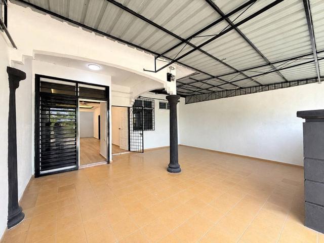 Terraced House for sale in Kluang