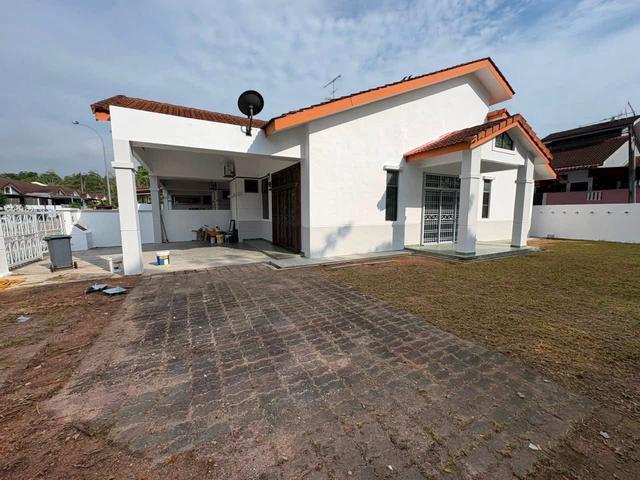 Terraced House for sale in Ulu Tiram, Johor