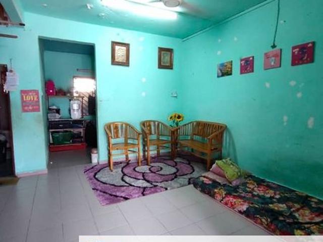 House for sale in Ulu Tiram, Johor