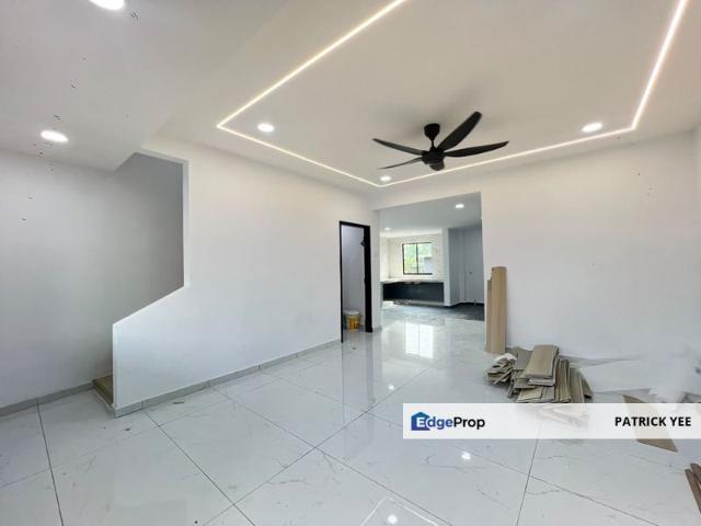 House for sale in Ulu Tiram, Johor