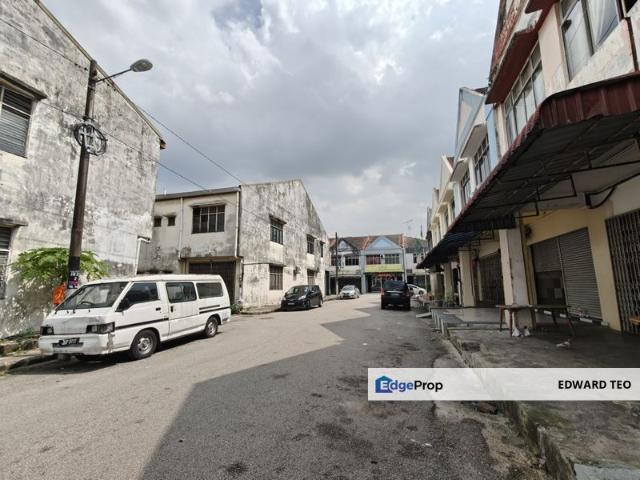 Shop for rent in Bukit Ledang, Johor