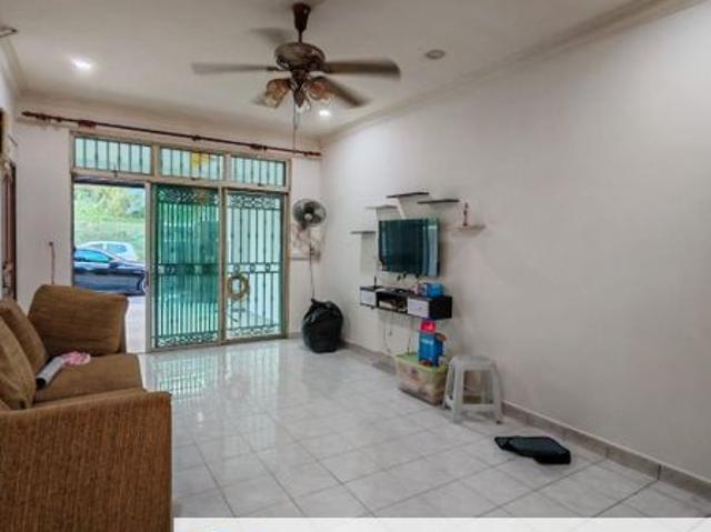 House for sale in Ulu Tiram, Johor