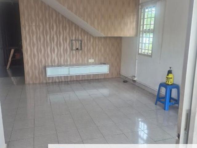 House for sale in Ulu Tiram, Johor