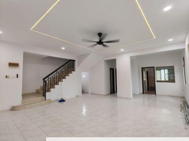 House for sale in Taman Puteri Wangsa, Ulu Tiram
