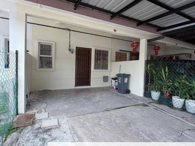 House for sale in Ulu Tiram, Johor