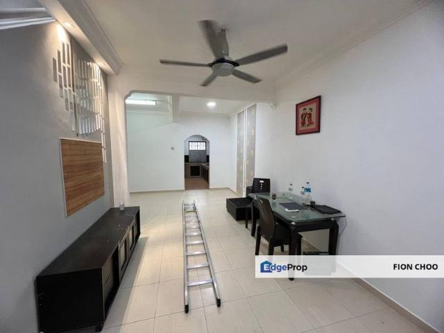 House for sale in Ulu Tiram, Johor