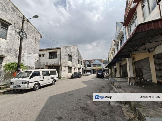 Shop for rent in Ulu Tiram, Johor