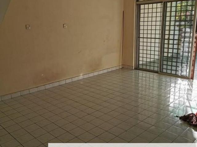 House for sale in Taman Puteri Wangsa, Ulu Tiram