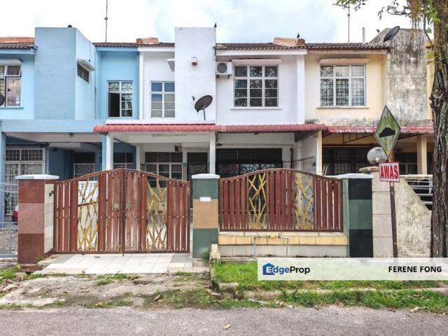 House for sale in Ulu Tiram, Johor