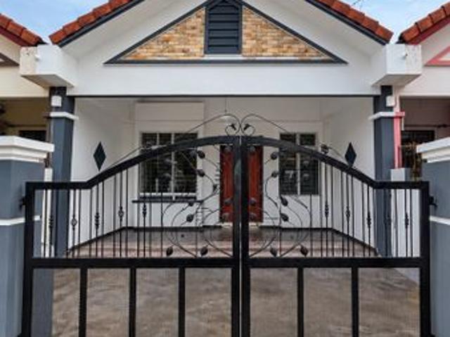 House for sale in Ulu Tiram, Johor Bahru