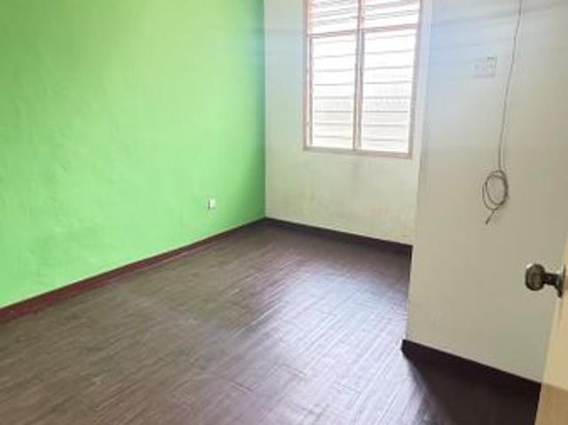 House for sale in Ulu Tiram, Johor