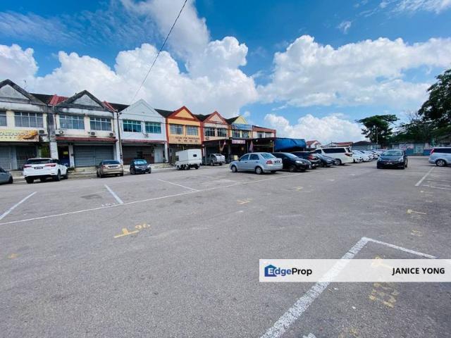Shop for rent in Ulu Tiram, Johor