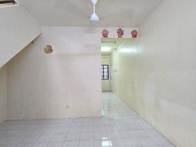 Terraced House for sale in Ulu Tiram, Johor