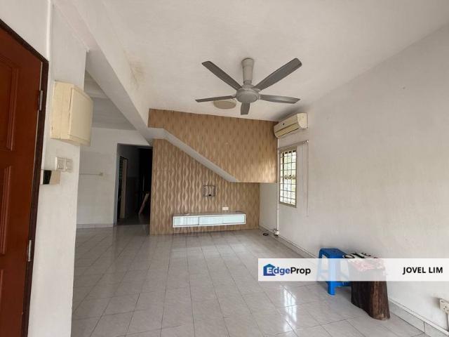 House for sale in Ulu Tiram, Johor