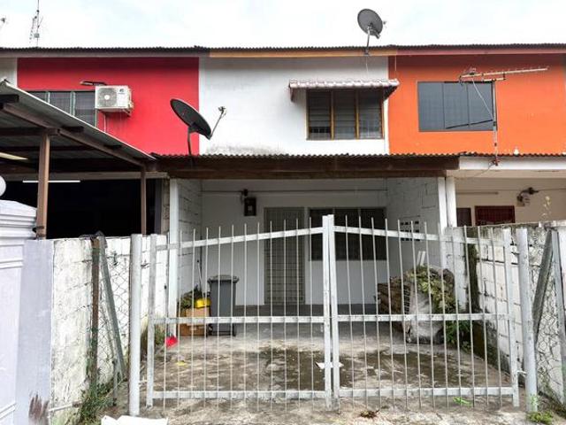 Terraced House for sale in Ulu Tiram, Johor
