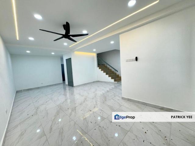 House for sale in Ulu Tiram, Johor