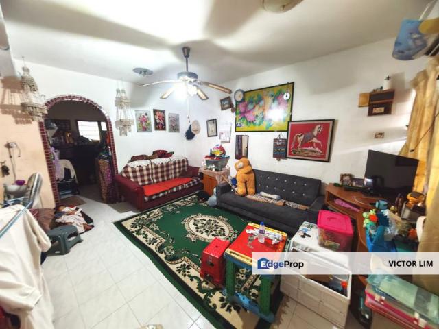 House for sale in Ulu Tiram, Johor