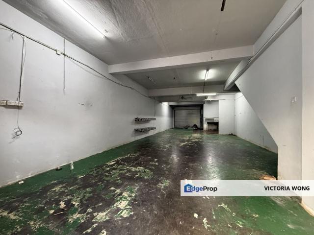 Shop for rent in Bukit Ledang, Johor
