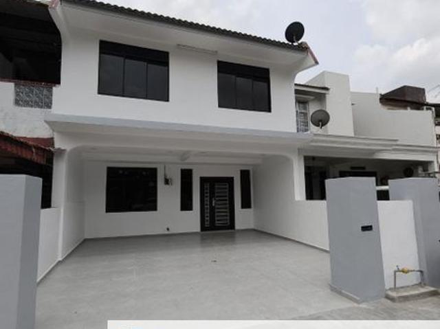 House for sale in Ulu Tiram, Johor