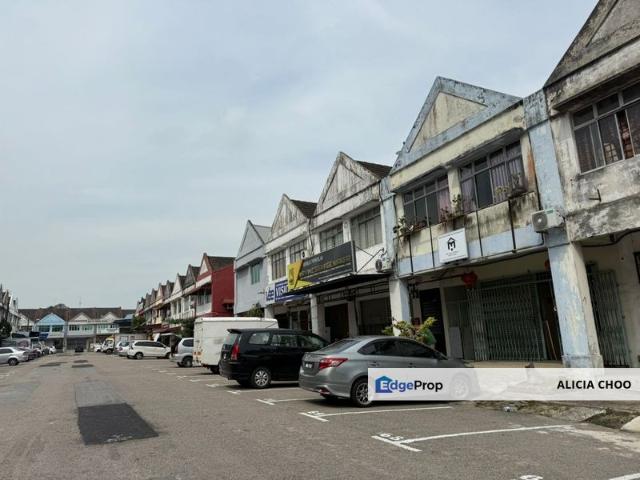 Shop for sale in Ulu Tiram, Johor