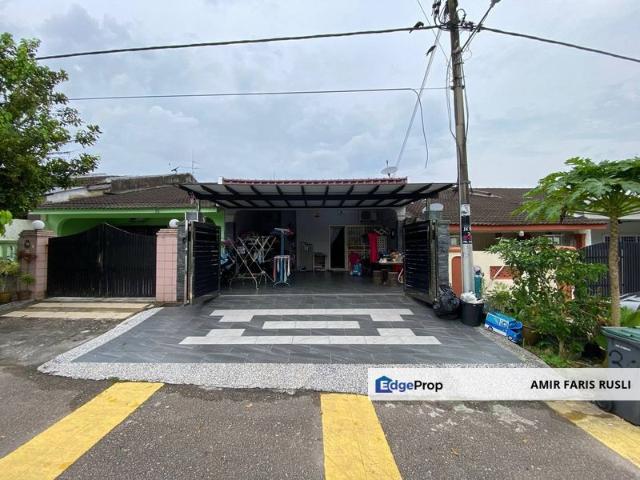 House for sale in Ulu Tiram, Johor