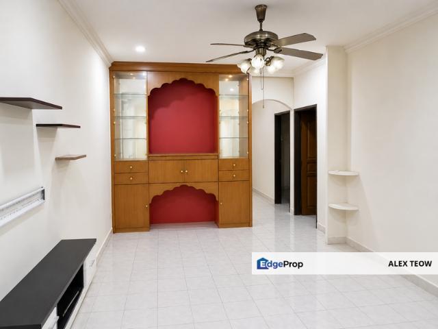 House for sale in Ulu Tiram, Johor