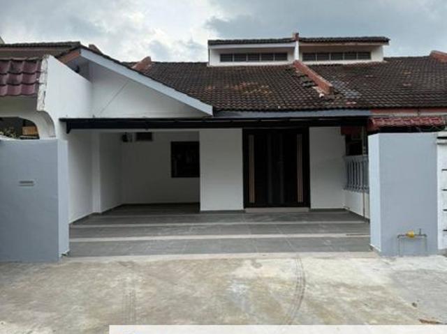 House for sale in Ulu Tiram, Johor