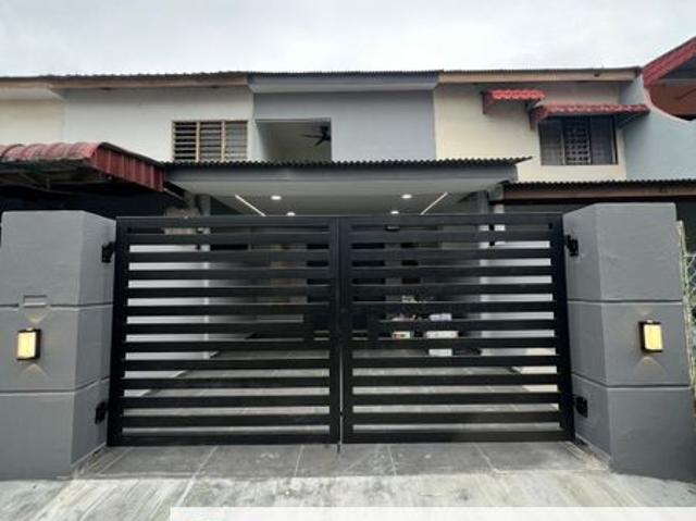 House for sale in Ulu Tiram, Johor
