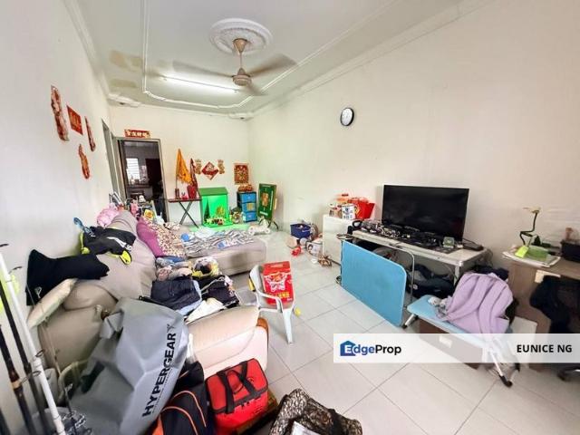 House for sale in Ulu Tiram, Johor