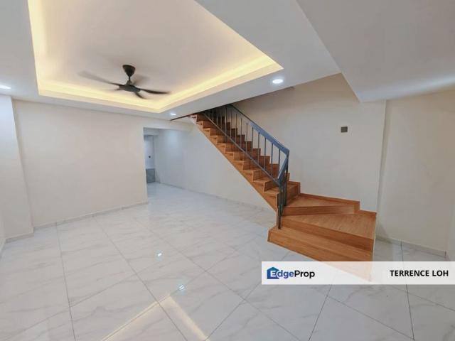 House for sale in Ulu Tiram, Johor