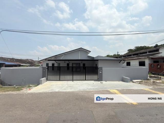 House for sale in Ulu Tiram, Johor