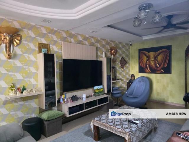 House for sale in Ulu Tiram, Johor