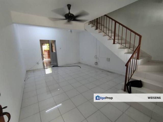 House for sale in Ulu Tiram, Johor